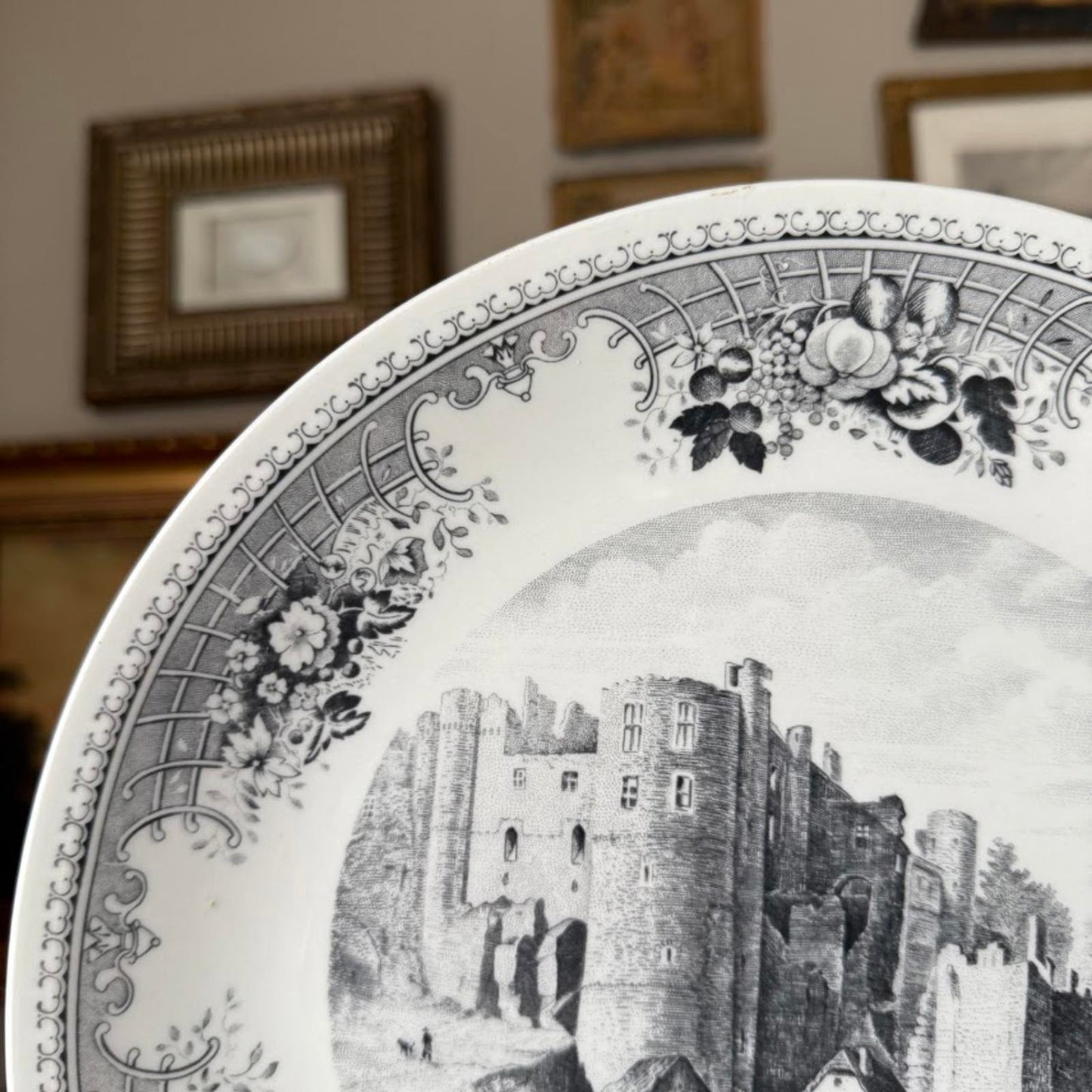 Vintage Villeroy & Boch Plate