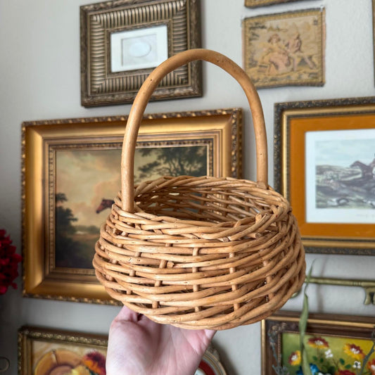 Vintage Round Woven Basket