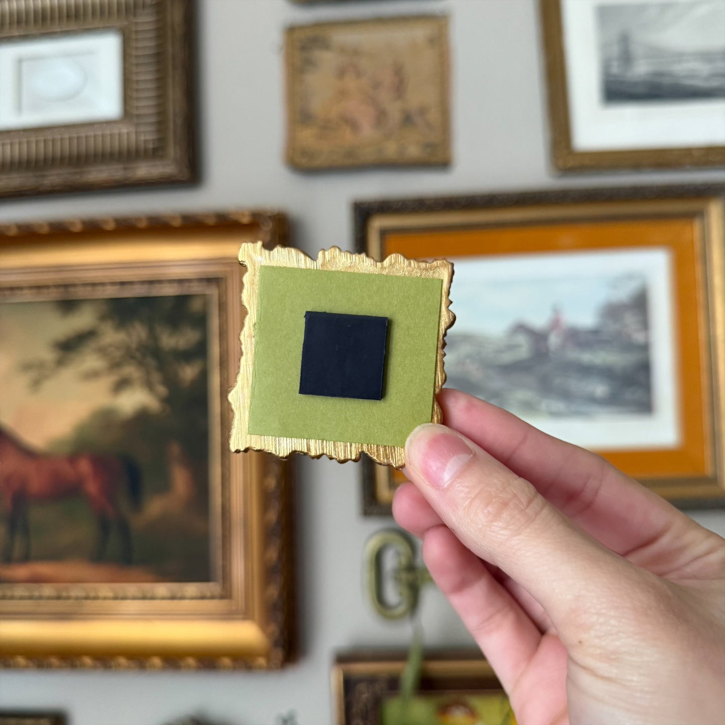 Vintage Style Resin Ornate Mom and Kitty Mini Magnet